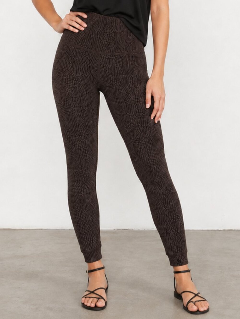 SPANX Black Brown Reptile Snake Print Look At Me Now Knit Leggings Size L EUC